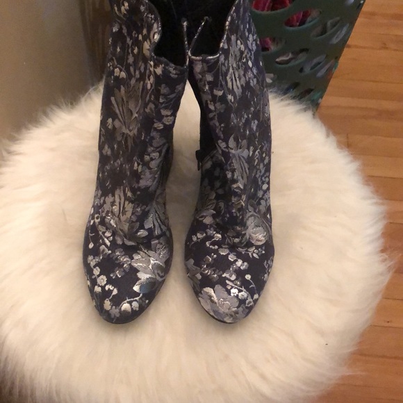 Silver floral denim booties 💙 - Picture 3 of 4
